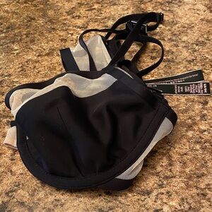 Victoria's Secret Black and Cream Lingerie/bra.  34B. NWT